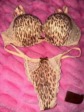 Victoria's Secret Leopard Print Lace Bra & Thong - Beige/Brown